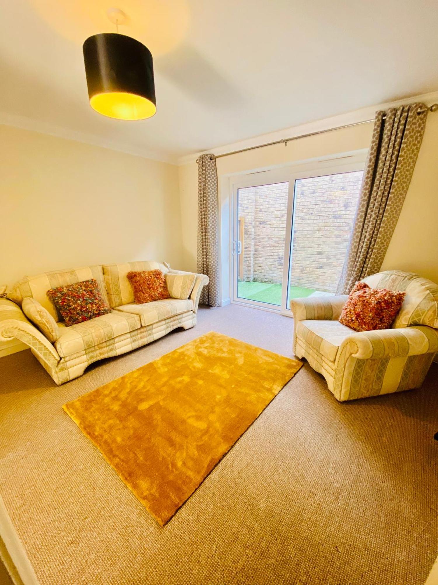 Close To The Beach Holiday Home - Ferry Discount Available Shanklin Buitenkant foto